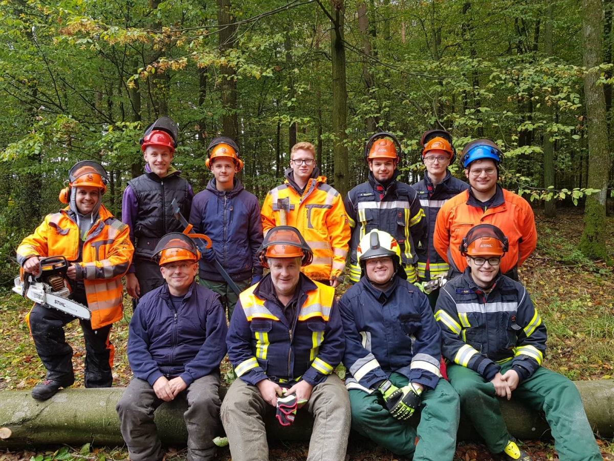 Ausbildung Kettensäge Modul 1 und 2 / Dittelbrunn 2019-10-05